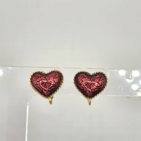 Avon Red Puffy Floral Heart With Gold-Tone Rope Trim Clip-on Earrings - Picture 3 of 9